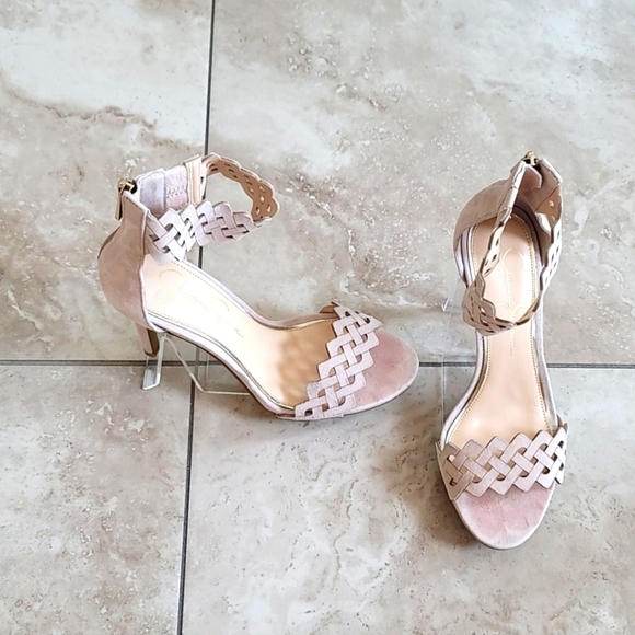 Jessica Simpson Heels. Size 6 - Picture 1 of 8